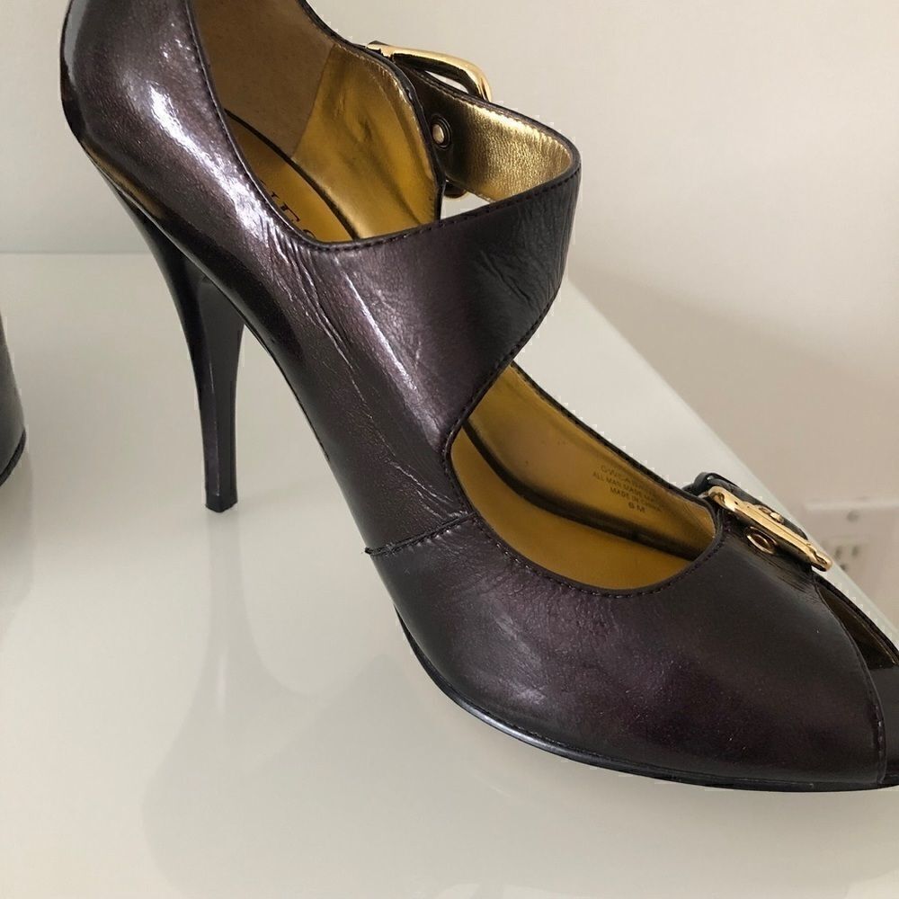 NWOT Guess Heels - Picture 5 of 8